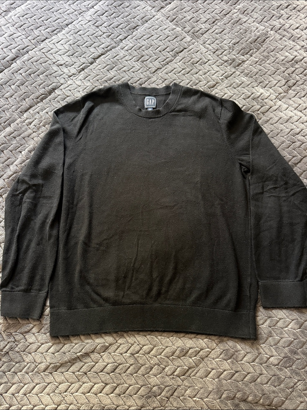 GAP Men's Crewneck Sweater in Black Medium